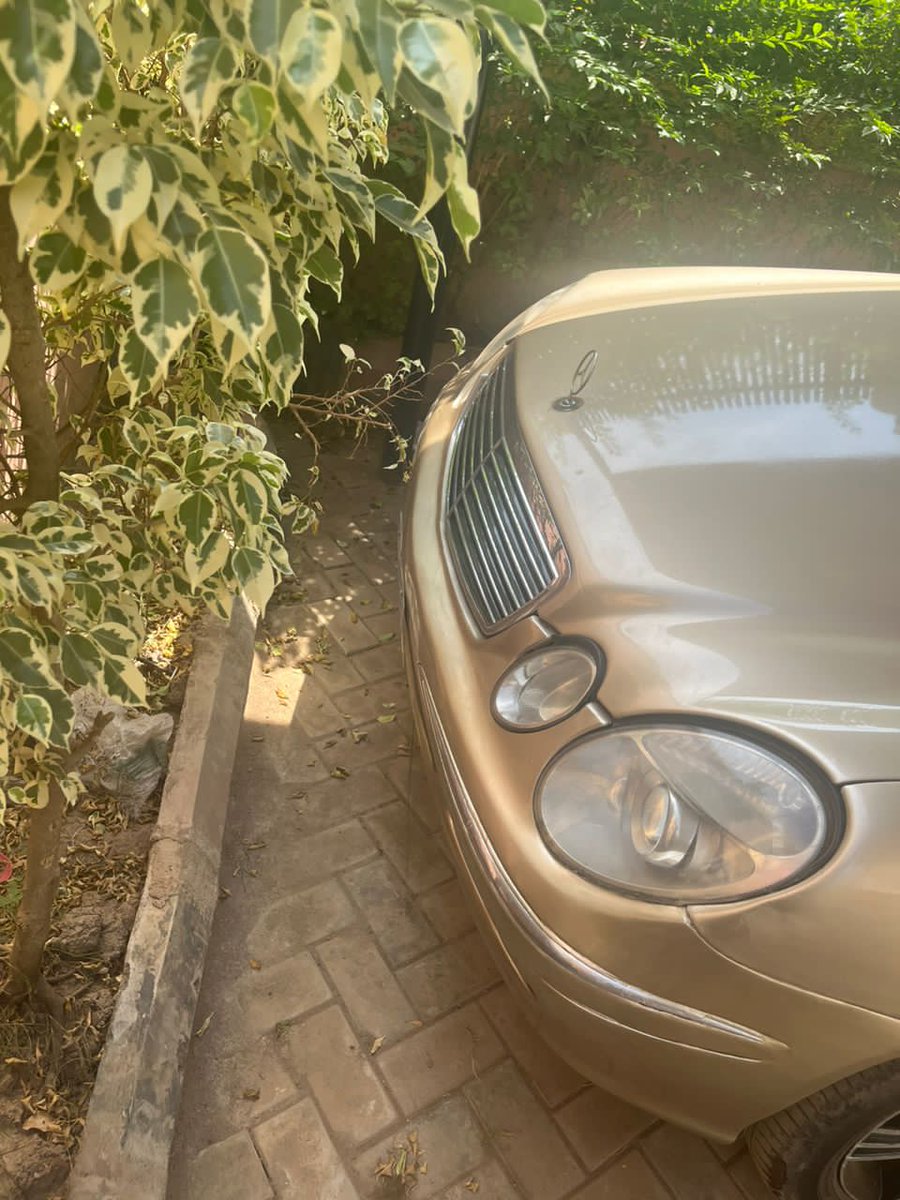 bswares4service's tweet photo. *Model:* BE320
2005
 *Asking price:* 2.2m  *Last Price:* 1.8last
 *Location:* ilorin       (commission for any referral) https://t.co/B0YCsELJ5F