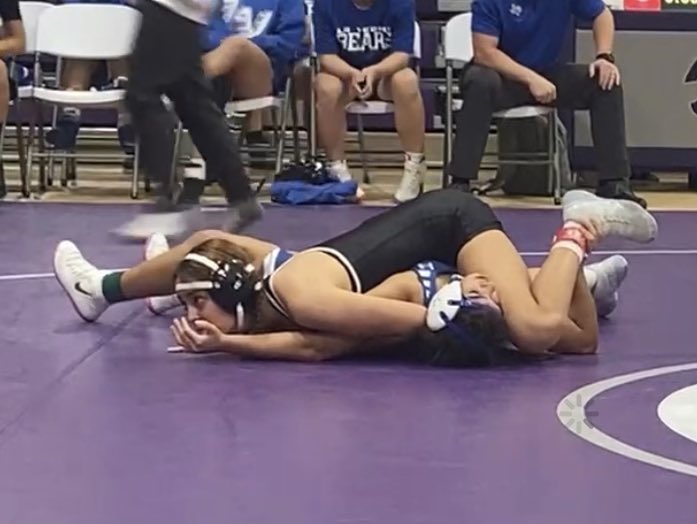 M_Juarez25's tweet photo. The Horizon Scorpions Boys placed 2nd and Girls placed 5th at the Ultimate Warrior Duals in San Antonio, TX today! Kids had a great time grinding all day! We’ll be bringing the belt back home tomorrow! #ScorpionStrong #FinishStrong @ClintISD @Horizon_Wrestle @915Wrestling https://t.co/IwFSpzrmGj