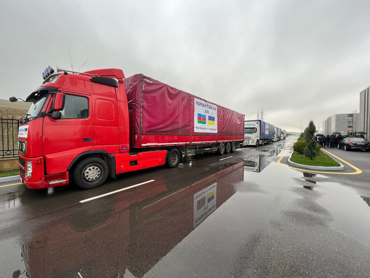 Aykhanh's tweet photo. Azerbaijan continues to assist #Ukraine with #humanitarian aid. 45 power transformers and 50 generators provided by @AzerenerjiASC were sent to Ukraine. So far, #Azerbaijan has provided more than 30 million AZN assistance to population in need. @MFA_Ukraine https://t.co/TzwChWXqzq