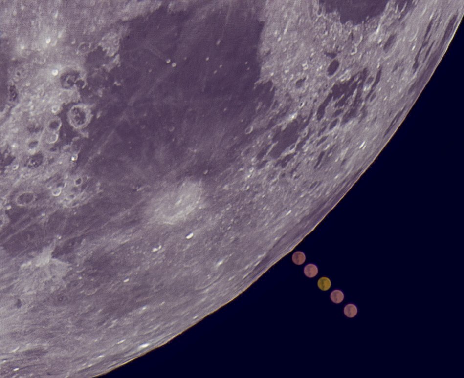 jonesy1007's tweet photo. The Martian egress from the moon after occulation
#occulation #moon #mars #astronomy #composite #Astrophotography #MoonHour @BBCStargazing https://t.co/ZOssHPzt84