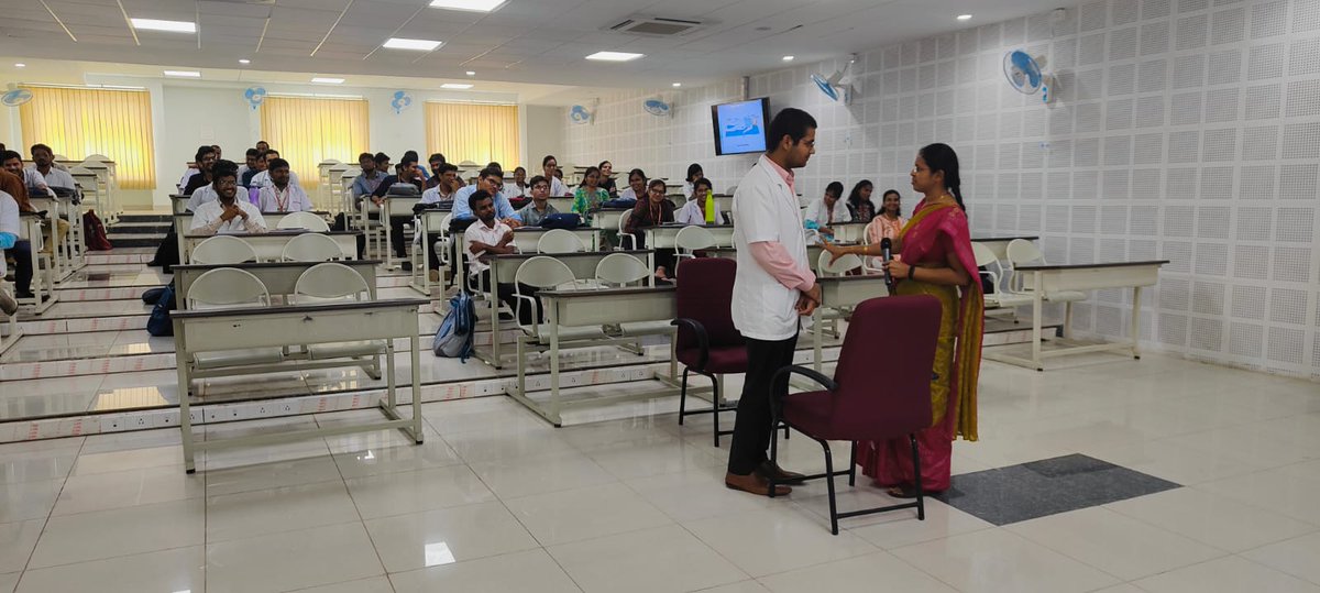 madurai_aiims's tweet photo. Stress management workshop for students conducted at AIIMS Madurai by Psychiatrist Dr. Bharathi. 
Effective stress busters,Deep breathing exercises,Muscle relaxation tech were introduced to cope with the exam fever.
@MoHFW_INDIA @mansukhmandviya @OfficeOf_MM @pibchennai https://t.co/wmG4v1MzJB