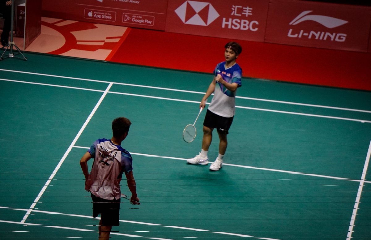 ladydyla__'s tweet image. Hampir nak menangis jugalah sebenarnya sebab dapat tengok yang OngTeo betul² fight tadi tapi dah tertulis rezeki dorang sampai semifinal. Yang penting dah fight habis-habisan. Still proud watching them playing today like seriously! Better luck next time OngTeo 🤜🤛 #WTF2022