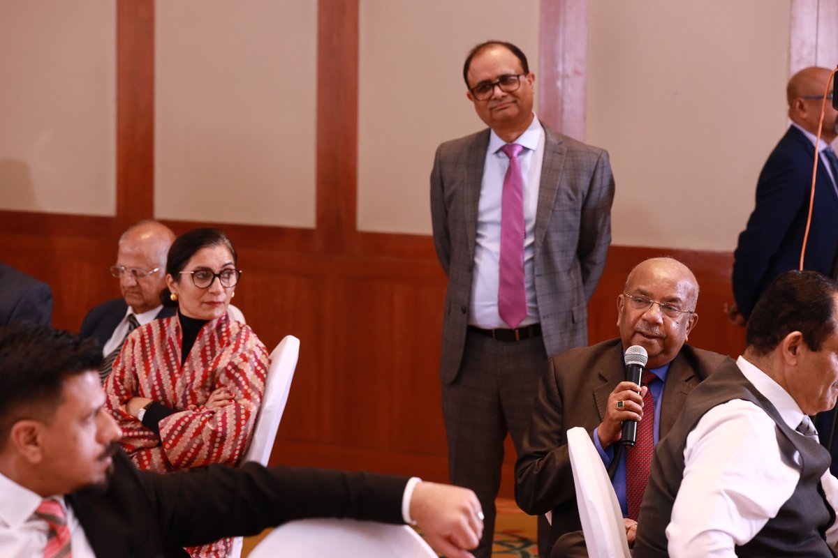 AequitasL's tweet photo. Our event in Kuwait was a grand success. Our panel discussion involved Mr Dari, the chairman of Asiya investments,@chojilamba, the chairman of IBPC and @sidd1307, CIO-Aequitas. The attendees were excited about the prospects of investing in India.
#indianmarket #Growth #Investment https://t.co/jx6umrPe8z
