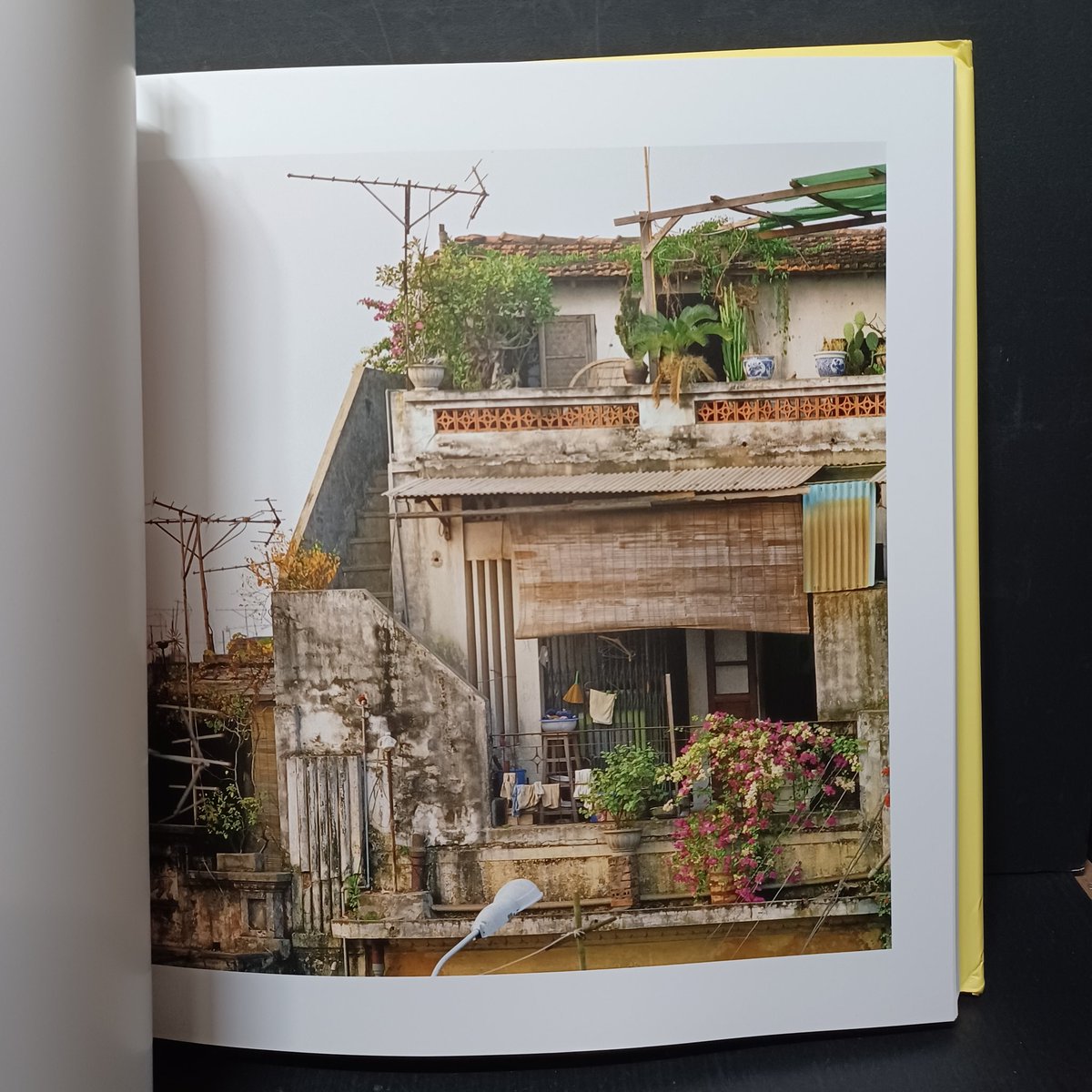 ᕼanoi Street 1985-2015