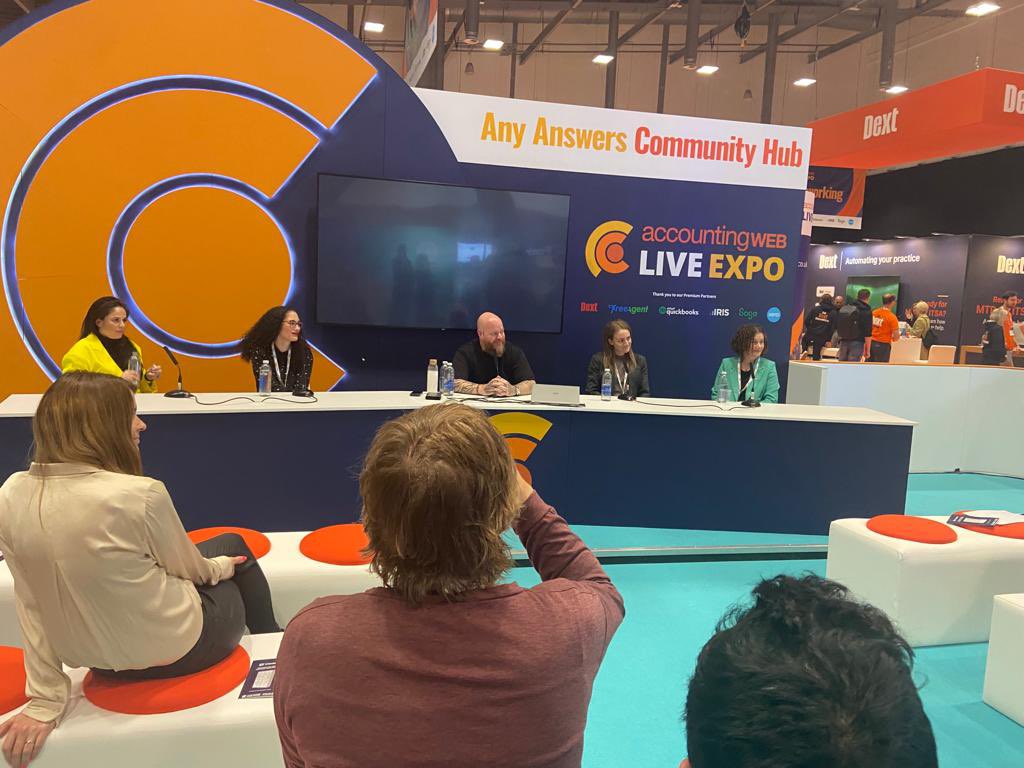 riajaine's tweet photo. Feels like only yesterday I was on the panel with this amazing lot hosted by the fabulous @CarlReader @AWEBLiveExpo I really hope our stories helped those in attendance. Running a business is hard enough, adversity does not discriminate! Keep showing up #speaker #publicspeaker https://t.co/LVdbAFApDt