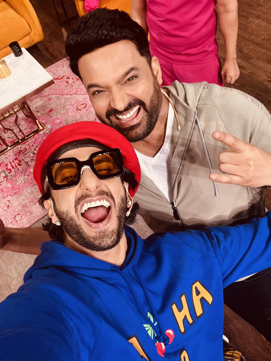 You can’t stay calm when he is around you 🤩 my super talented bro <a href="/RanveerOfficial/">Ranveer Singh</a> lots of love n best wishes for #cirkus 😇 

#thekapilsharmashow #comedy #fun #masti #weekend