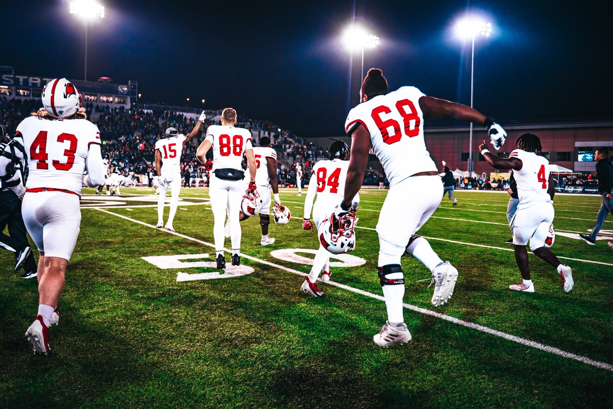 UIWFootball's tweet image. 𝗦𝗘𝗠𝗜𝗙𝗜𝗡𝗔𝗟𝗦 𝗕𝗢𝗨𝗡𝗗 🔥🔥🔥

#TheWord | #FCSPlayoffs