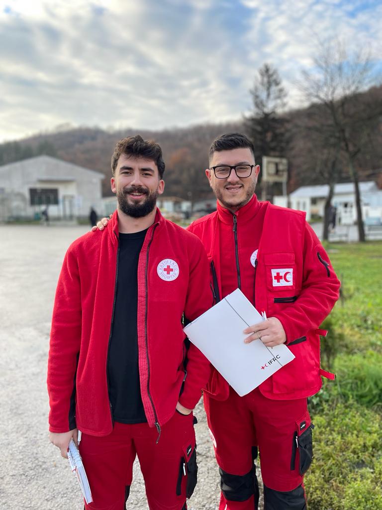 Cristiancura3's tweet photo. 📍Great time with old and new friends from all over Balkan during eCBHFA ToT Master Facilitators Training! 🫶 A new approach for strengthening our communities on health related issues. ✅️
🇦🇱🇲🇰🇷🇸🇧🇦🇲🇪🇭🇷
#Health #eCBHFA #redcross #firstaid https://t.co/0GssKivIEl