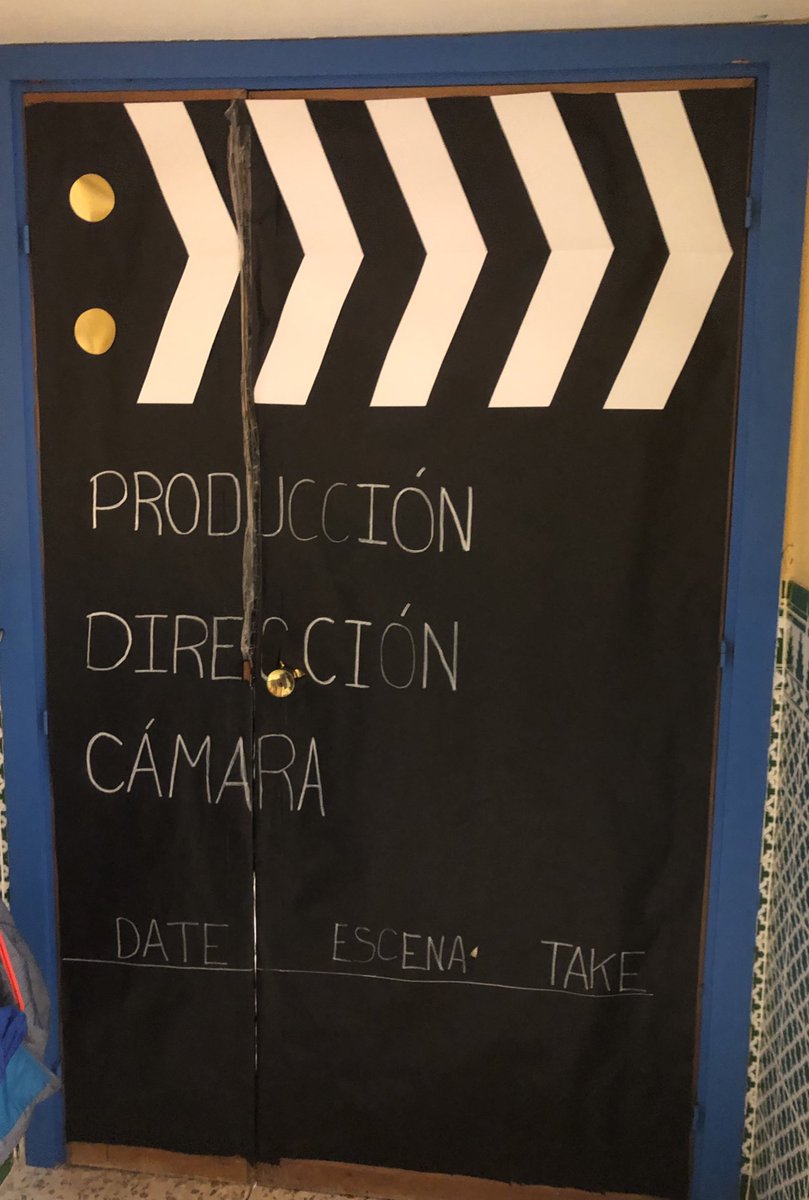 CeipRVInclan's tweet photo. Nuestro Aula TEA trabaja durante este curso a través del cine y así está decorando su pasillo y clase #inclusión #cine #AulaTEA #ABP https://t.co/yRccEgbgx5