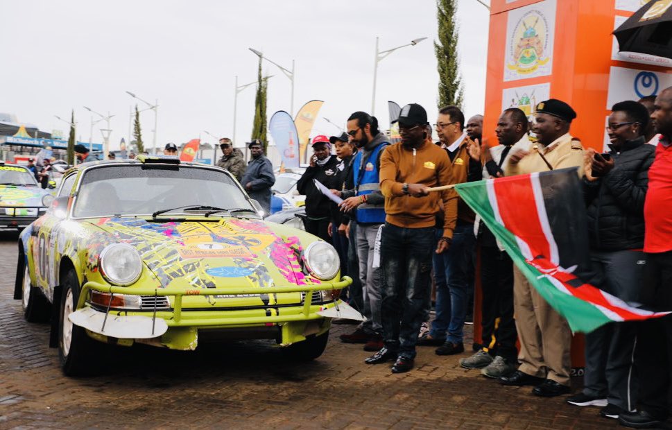 AbabuNamwamba's tweet photo. Early this morning I flagged off the East African Mini-Classic Safari Rally in Eldoret, with Uasin Gishu Gov Jonathan Bii. Have assured the organizers of government support in growing motorsport and nurturing budding rally drivers, including women. Sports must be a mega industry. https://t.co/7CwhtBfCT0