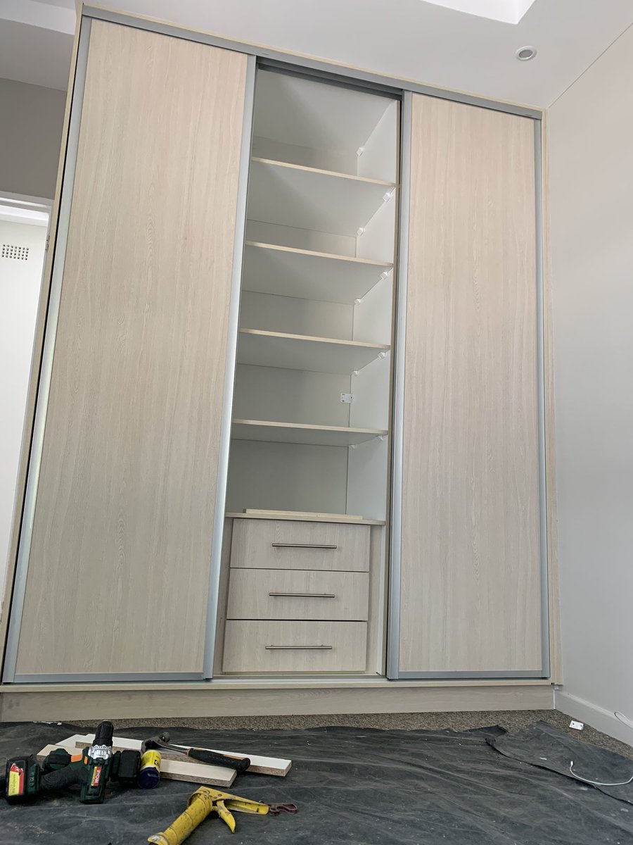 Since the day I was born this has been keeping me and my family. Now that me and my lil bros know how to do it😂, please retweet for me😊, maybe my next client this holiday is on your TL