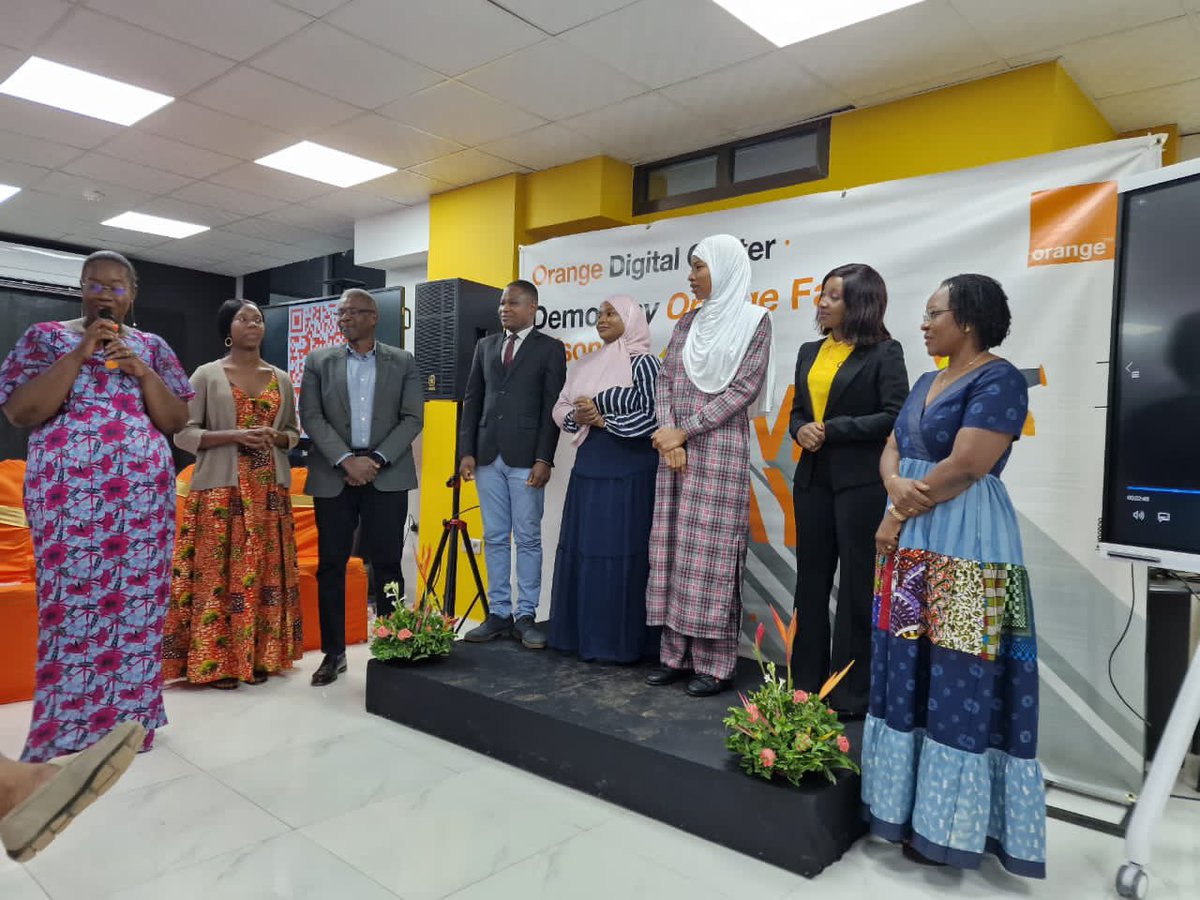 mamadouc7's tweet photo. Ce Samedi, après 6mois d’acceleration au sein de Orange Fab de #ODC BF, 4Start-up ont présenté et pitché une version plus aboutie de leur entreprise respective devant l’écosystème des potentiels investisseurs et clients.
#transfoNumérique
#ODC, un carrefour d’opportunité https://t.co/kXoqxWdDsy