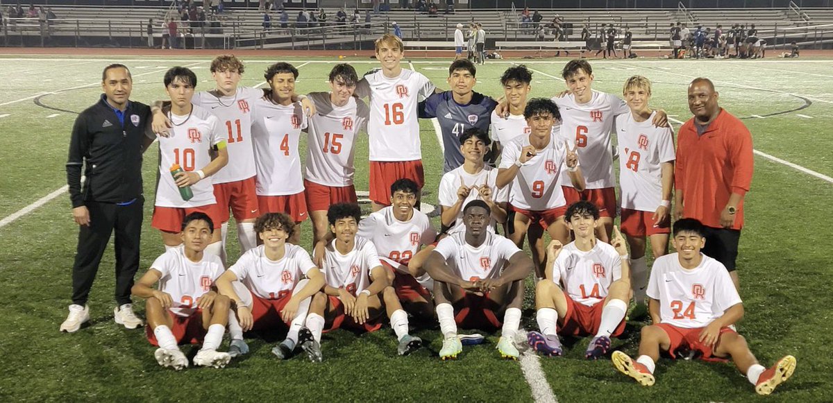 williamgferrand's tweet photo. punter or soccer player… why not both ? Great first Pre-Season game and win. 2-0 https://t.co/sHymzWigyl