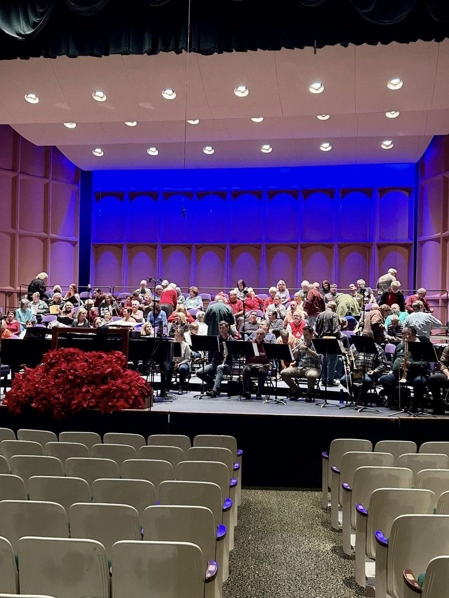 gvillechorale's tweet photo. McAlister Auditorium is all set for tonight's "Christmas with the Chorale." Join us at 7:30 to find out why this has been a treasured Greenville tradition for 40 years! https://t.co/4y9h74mAuv #greenvillesc #yeahthatgreenville #gvlsc #visitgreenvillesc #gvldaily #gvltoday https://t.co/wy0LXUb0JH