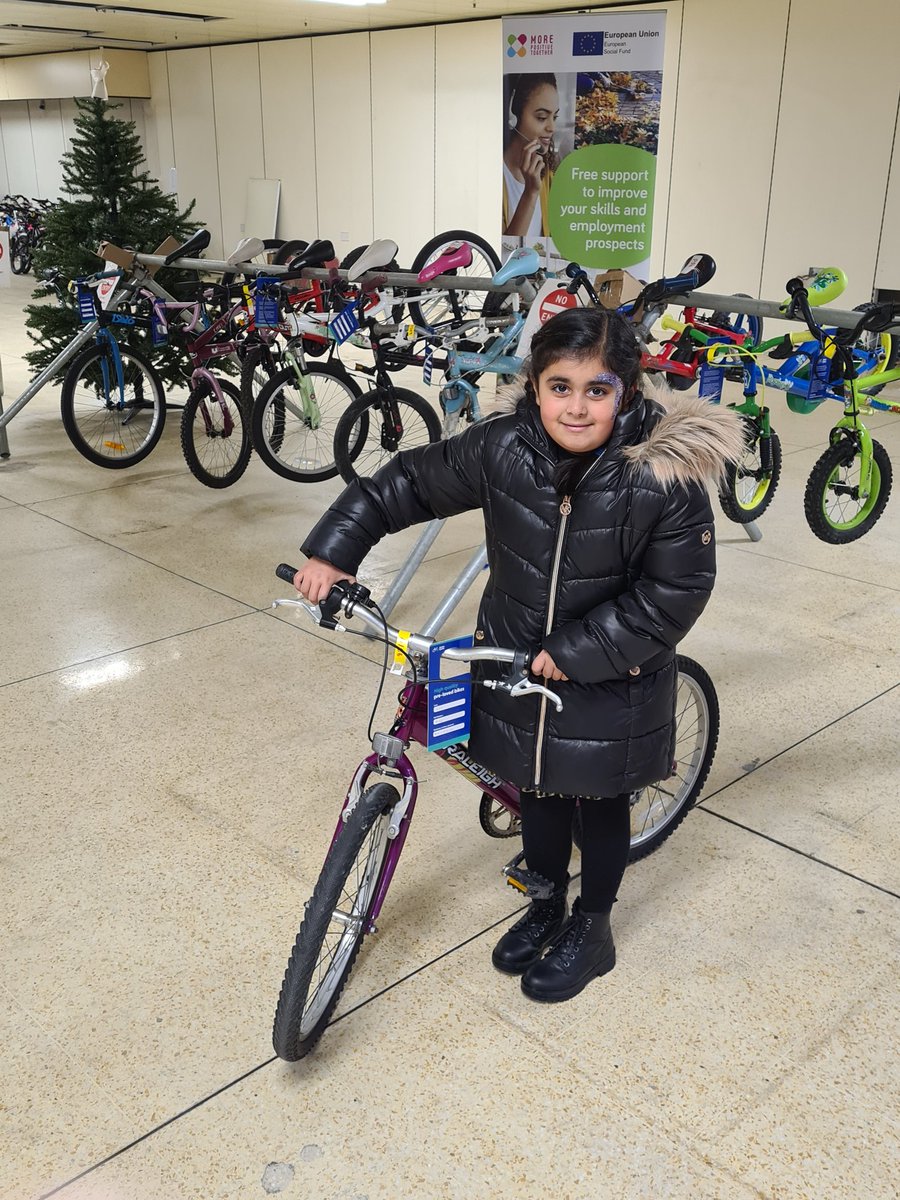 afrasiab_anwar's tweet photo. Just been to the @ActiveLancs #ActiveCycles shop at Accrington Arndale. Β£25 for a pre-loved children's bike!! What a great initiative π thanks @MGActivelancs for the expert advice. Open every Tuesday!! https://t.co/OXsrkEr6ED