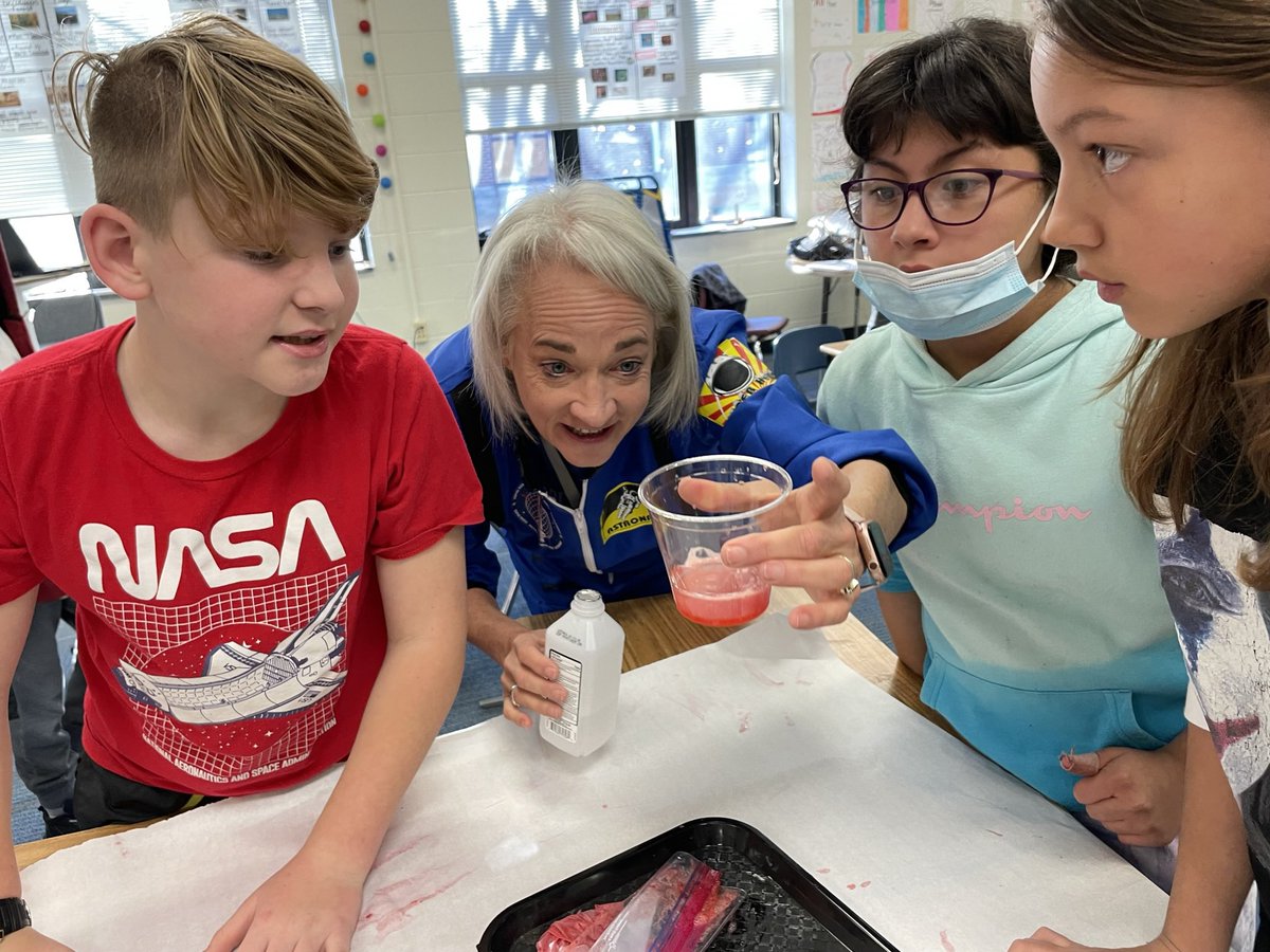 Shelly Fryer (she/her) ☕️ tweet media