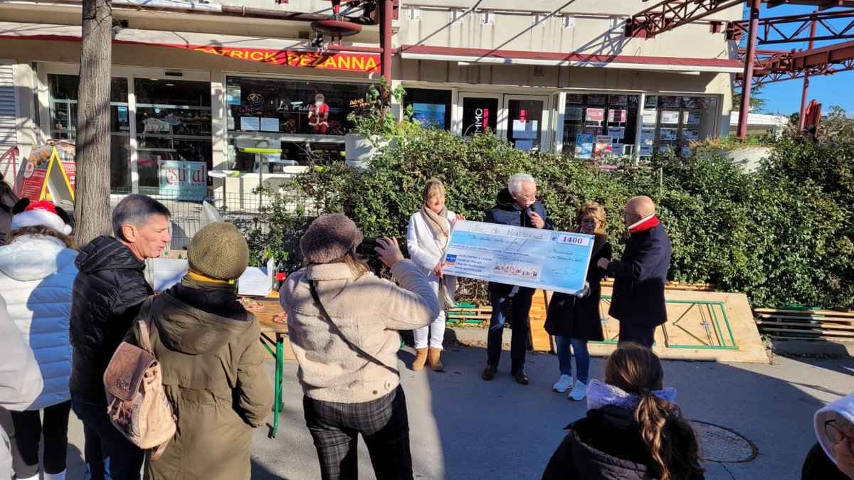 A_Chasle's tweet image. Belle participation de Rando #Montarnaud aux animations de la mairie, course rose pour la recherche contre le cancer et oenorando pour le téléthon ⁦@Liguecancer34⁩ ⁦@Telethon_France⁩