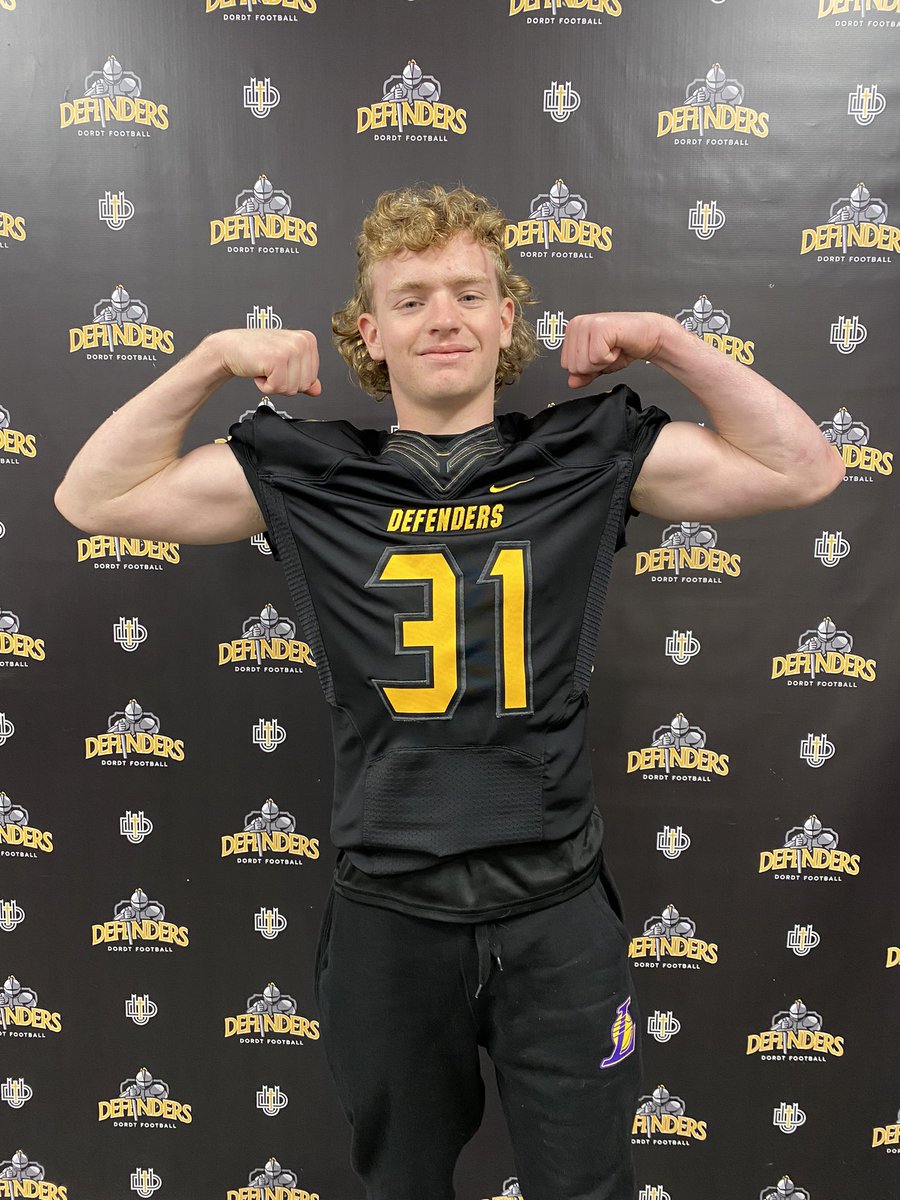 ReeceWaters5's tweet photo. Great business trip up to @dordtuniversity for my 1st official visit! Great facilities and great coaches. @coach_penner @AO1CoachKenney https://t.co/oFMfeRlhgY