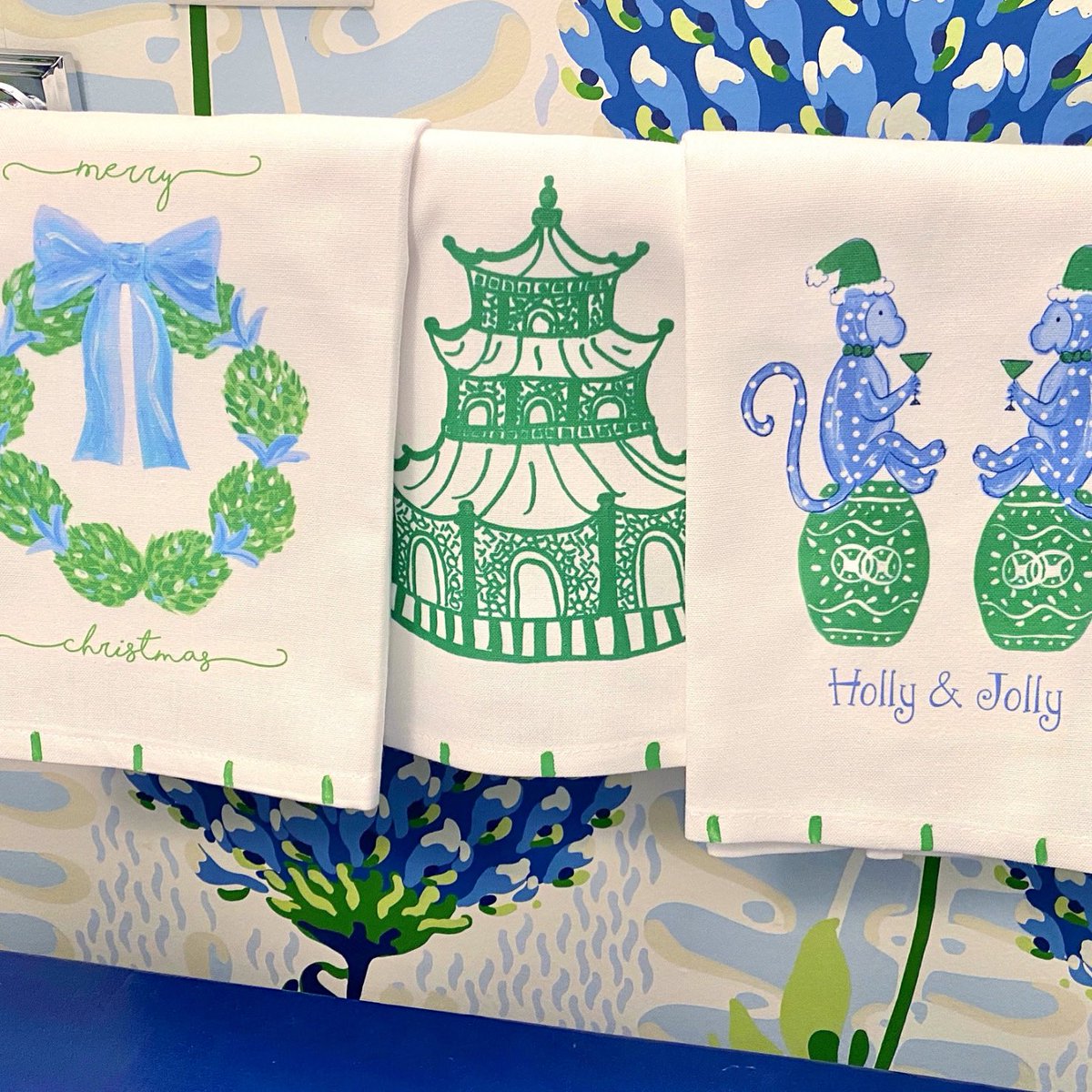 I love blue and green at Christmas (and any other time!). How about you?

#bluechristmasdecor #bluegreenchristmas #chinoiseriechristmas #chinoiseriechicstyle #thibautwallpaper #pagoda #wreath #monkeys #hollyjolly #holidayteatowels #hostessgifts #grandmillenialchristmas