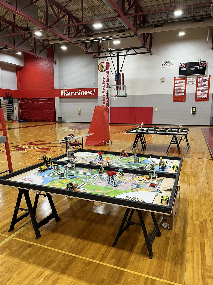 CinnamonDr's tweet image. Excited for the students and coaches that are participating in the Model City Lego League Regional Qualifier!  Thanks to all of the volunteer judges and referees that are spending their Saturday in dedication to students.