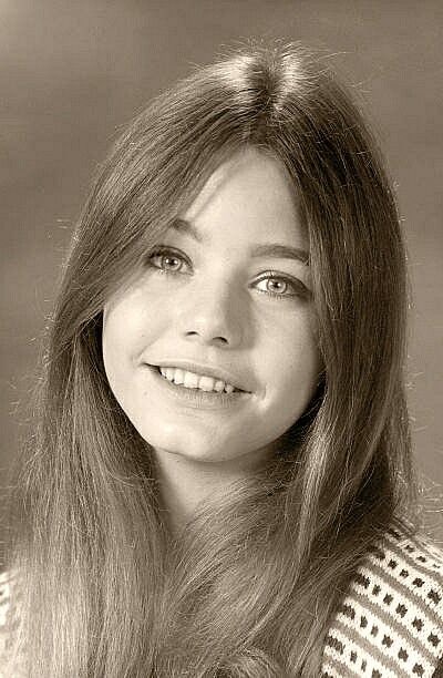 Happy Birthday to Susan Dey . 