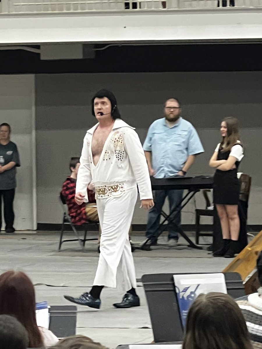 webb_boe's tweet photo. Wellborn had a great turnout for their annual White Christmas program. They also had a special guest! https://t.co/uaj5UOmTpI