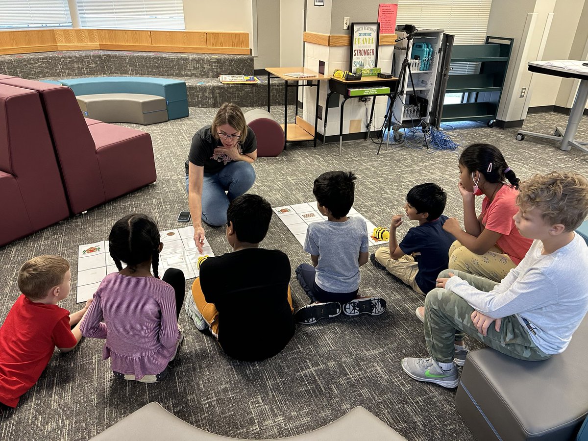 Mrs. Bennett tweet media