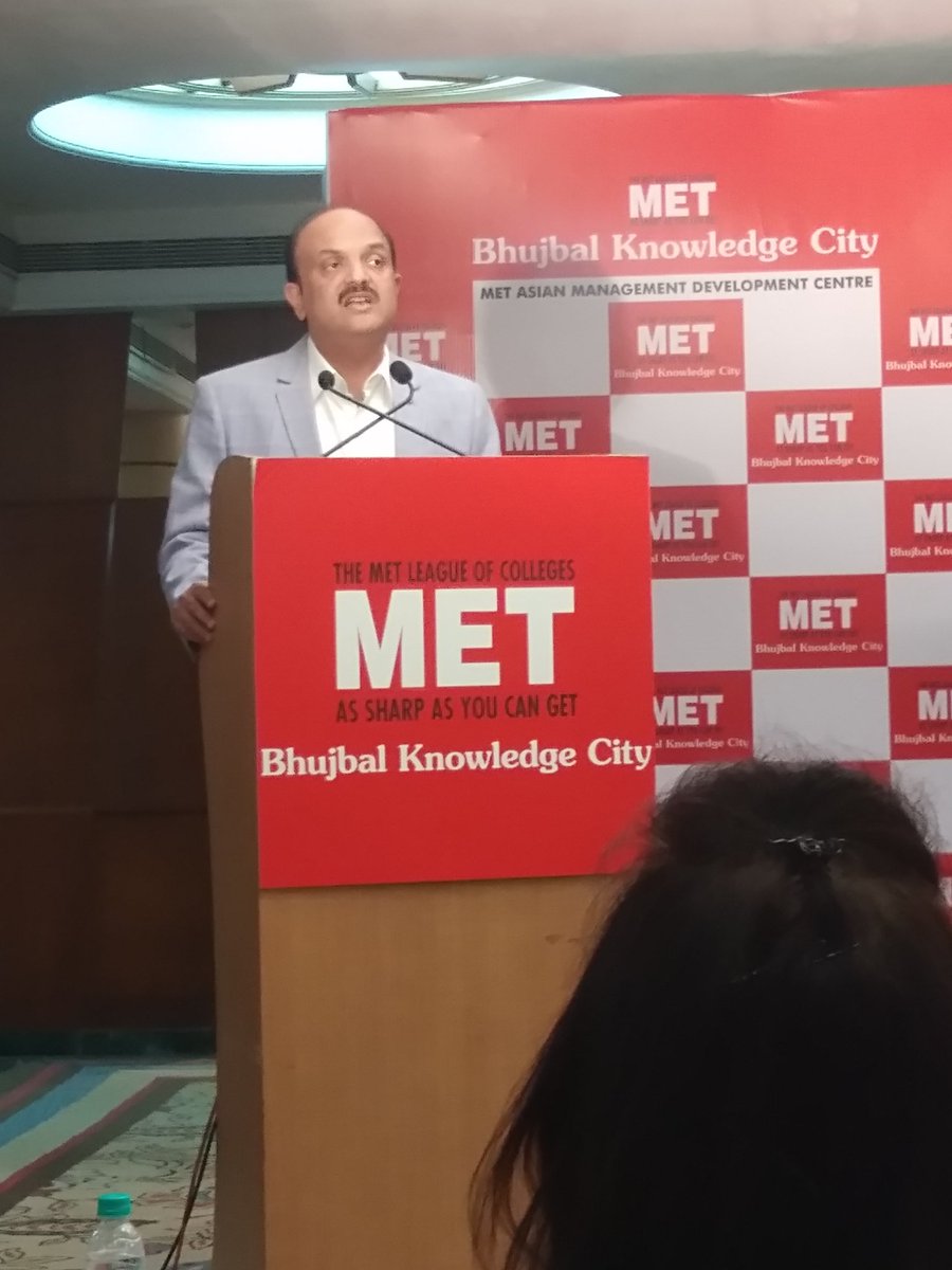 share_books's tweet image. MET reunion ..
@zubinzack @gandhi_shrenik @punitojha @pr_ashish @METedu