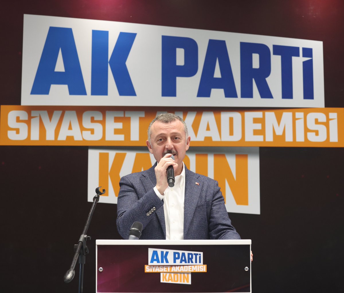 Tahir Büyükakın