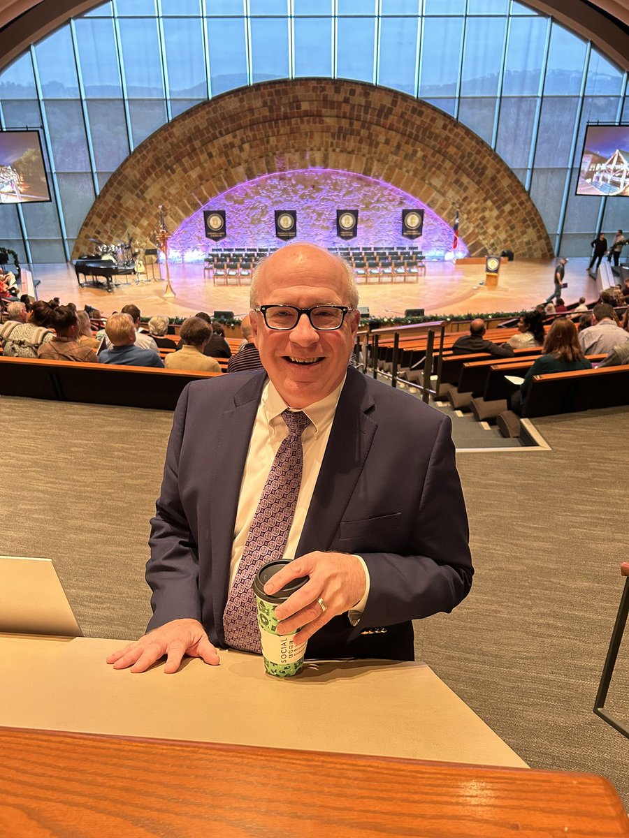 concordiatx's tweet photo. Commencement smiles from President Don Christian! 😃😃😃 #CTXGRAD 🎓 https://t.co/qaI2zQcrrn