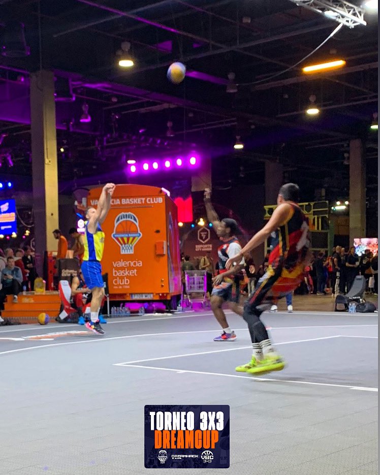 nachocastello's tweet photo. Torneo 3x3 Dreamcup 💪🏻🏀
@DreamHackSpain @vbc3x3 con @ontibasket https://t.co/XYFHR4aYpy
