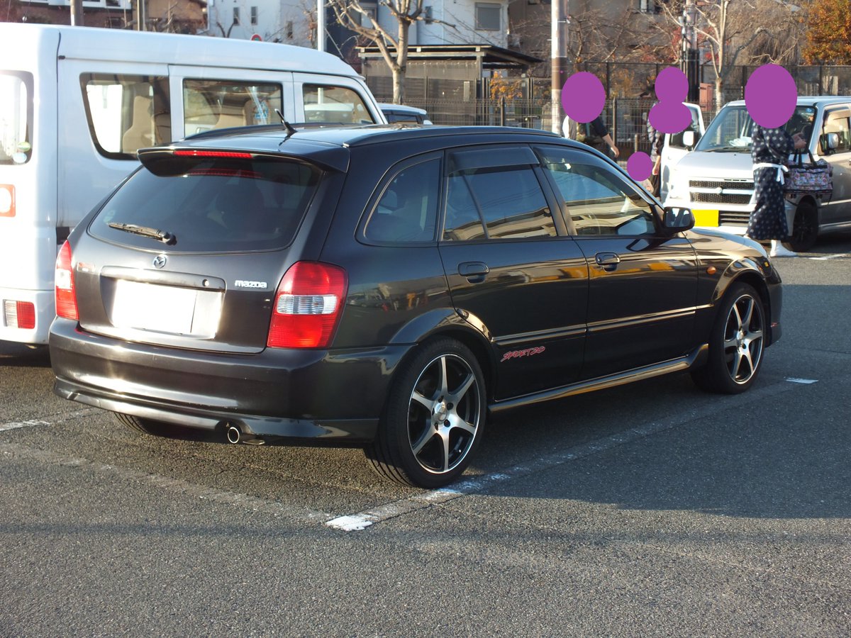 kensukevr6's tweet photo. 洗車した��イミングで
カメラを持ってる事が無かったので
本当に久しぶりに愛車をパチリ。

２２年落ちにしては
頑張ってる方でしょう・・・(;´Д｀)

#ファミリア　＃BJFW https://t.co/hNLl9aaHxC