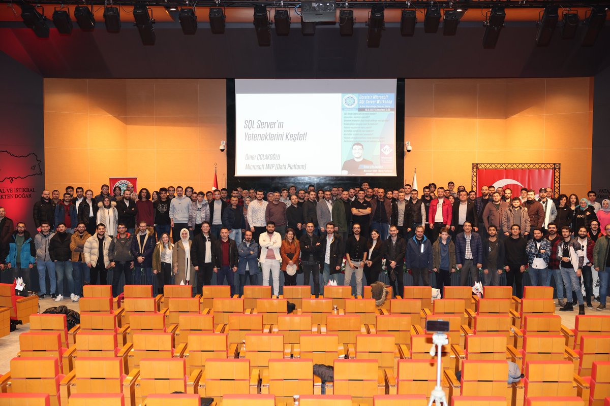 Değişen ve gelişen dünyada üyelerimizi bu kez de veri tabanı konusunda bilgilendirdik.
Odamız ve Bilişim Komitemizin destekleriyle Microsoft MVP (Data Platformu) Ömer Çolakoğlu ile workshop etkinliği düzenledik. 
<a href="/omer_colakoglu/">Ömer Çolakoğlu</a>, canlı workshop ile SQL Server'ı uçtan uca anlattı.