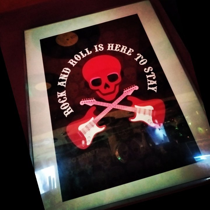 BarUndergroundP's tweet photo. Camino de 14 añitos del Underground, casi nada.. hoy toca Aniversario y toca ponerse las galas. Nos vemos cuando acabe el dichoso tardeo y se esconda el sol. GRACIAS!!!
🖤❤️🖤❤️ https://t.co/Xh0tBCQNiP