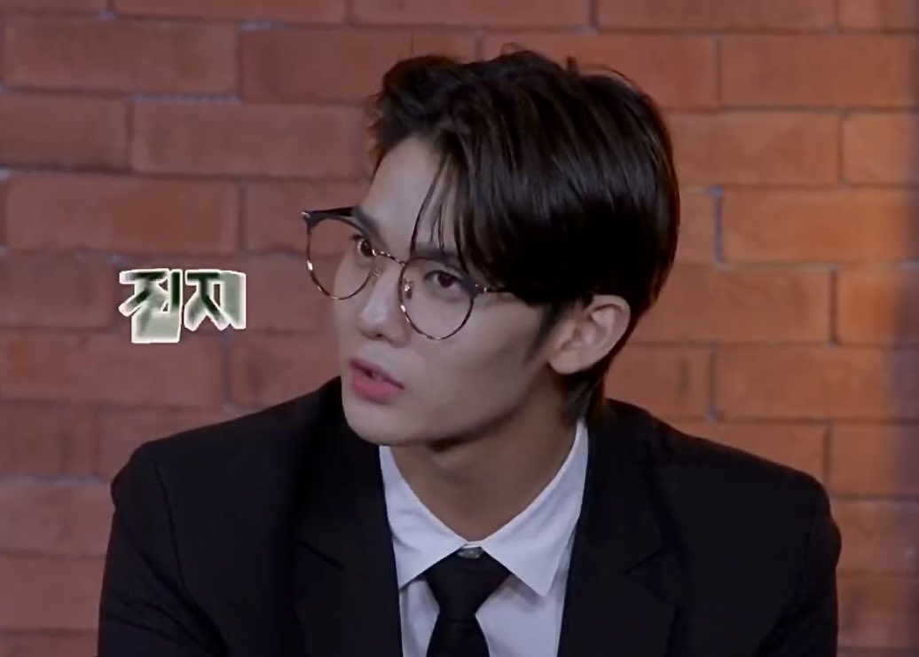 LQBAEJY's tweet photo. #배진영 #BAEJINYOUNG https://t.co/9nTRhlJf7B