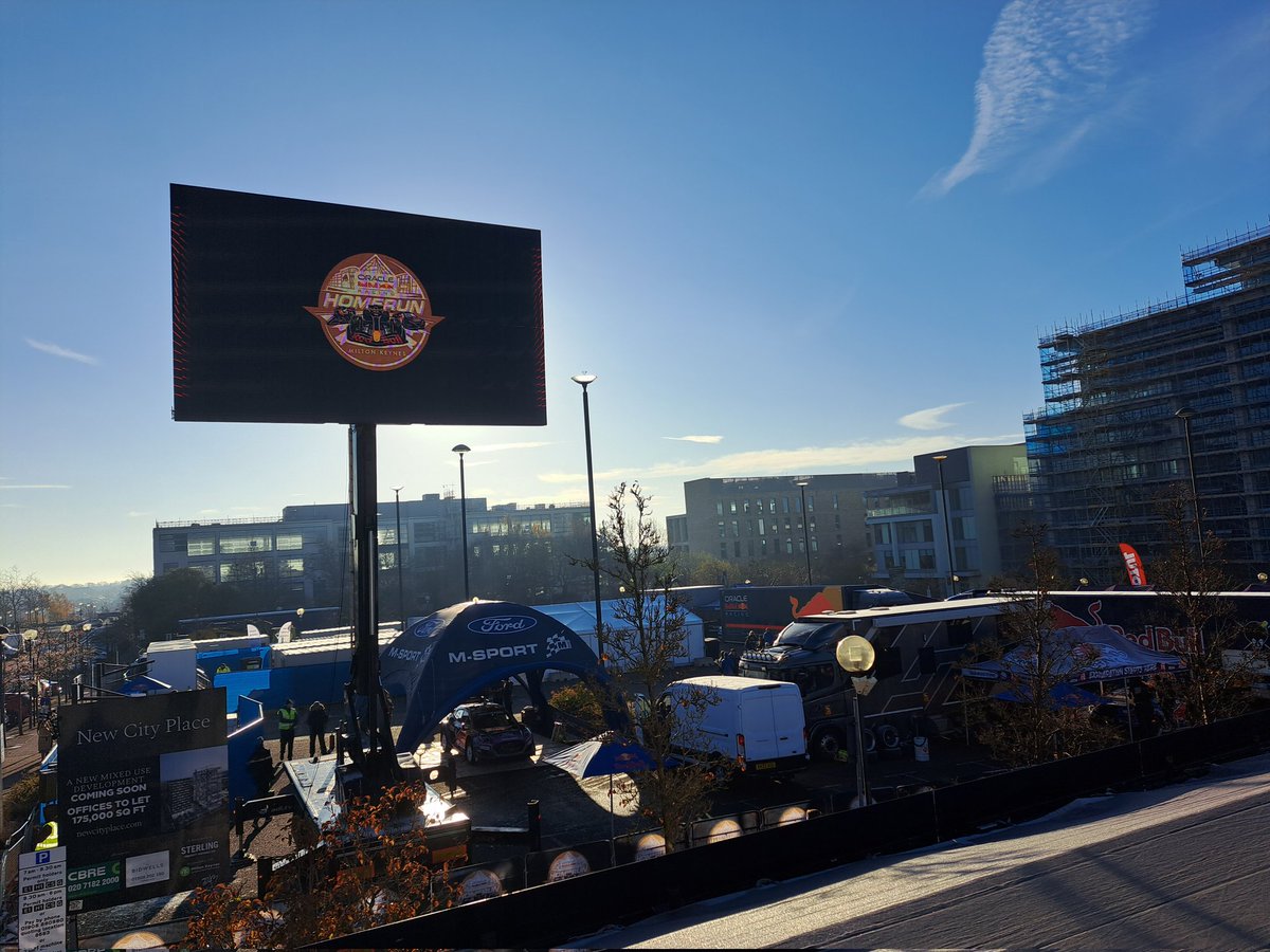 DestinationMK's tweet photo. The scene is set...๐ #MKHomerun
@redbullracing https://t.co/j7WO5RZym0