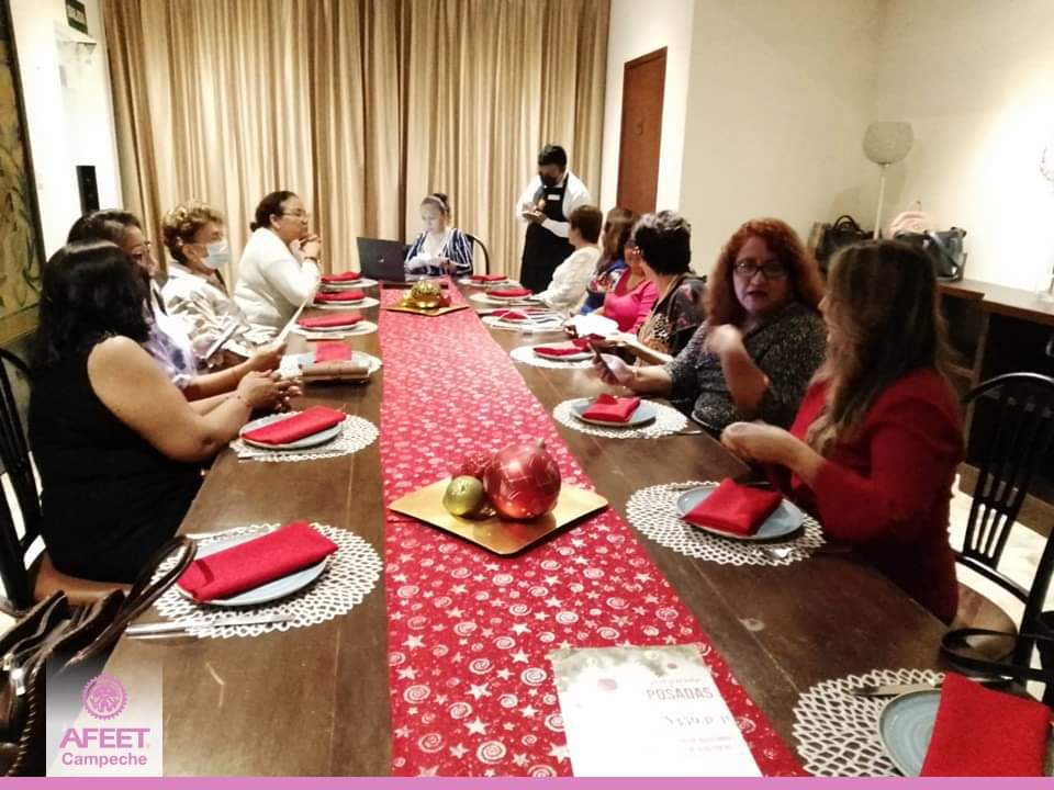 En AFEETCampeche realizamos la Junta reglamentaria y, celebramos nuestra #PosadaNavideña en un lindo ambiente navideño, disfrutamos y brindamos x una #FelizNavidad deseando q el año venidero sea próspero para cada una de las asociadas y todo el sector turismo de #Campeche