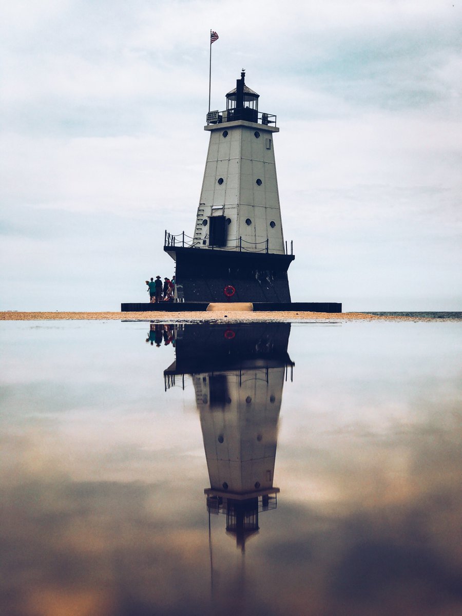 CharliΞ tweet media