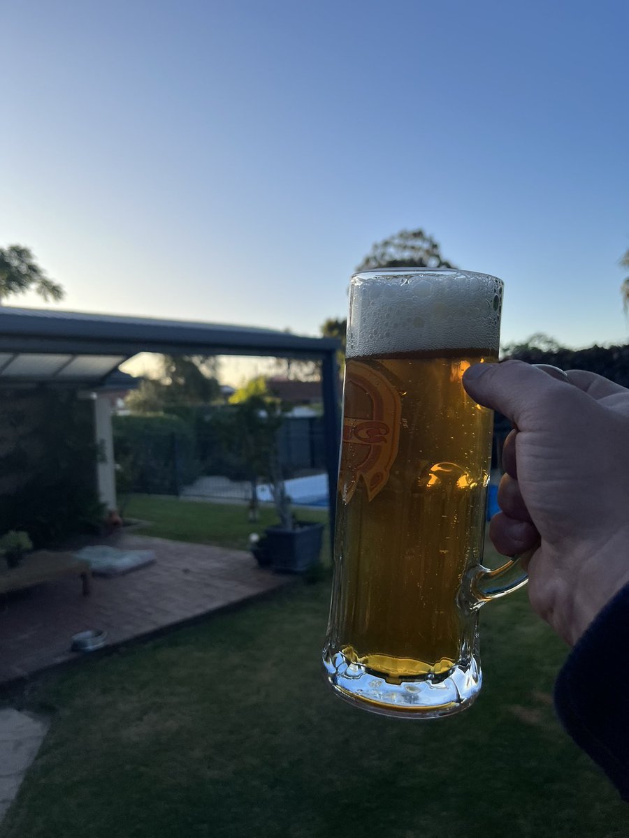 badgerloveridge's tweet photo. @ShannonTFortune The 3 only horse to have better rating last prep. #loveson #toowoomba $16 winner 💵🍻🐎 #thegreatgame https://t.co/BSYZqqeMmL