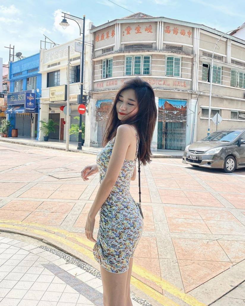 一个赞操我一次 你们能多少次 今天会不会被你们操死啊