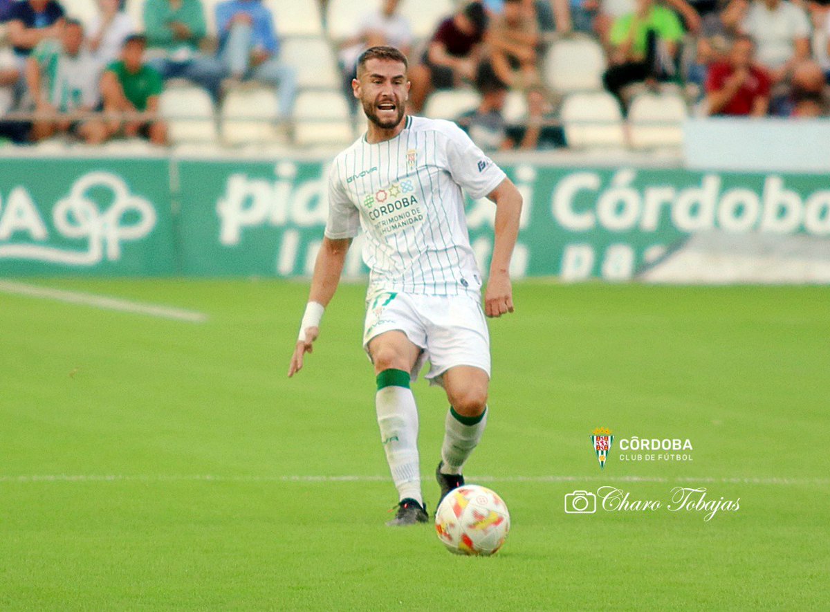 EBlanquiverde's tweet photo. 𝙐𝙣𝙖 𝙣𝙪𝙚𝙫𝙖 𝙗𝙖𝙩𝙖𝙡𝙡𝙖 💪

#AlcorcónCórdoba

📸 @CharoTobajas https://t.co/wRNSOhWaKX