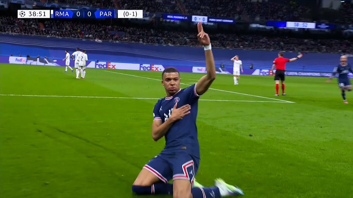 Ani10ii's tweet photo. He singlehandedly knocked out PSG and Brazil in 2022 it's insane. https://t.co/VL1hpF8i6R