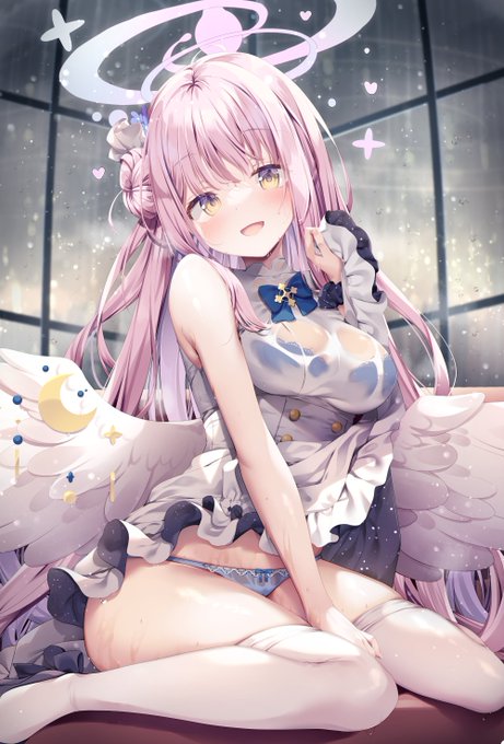 着替えるの、手伝ってもらえないかな?先生♥
#ブルアカ
#BlueArchive
#ブルーアーカイブ 