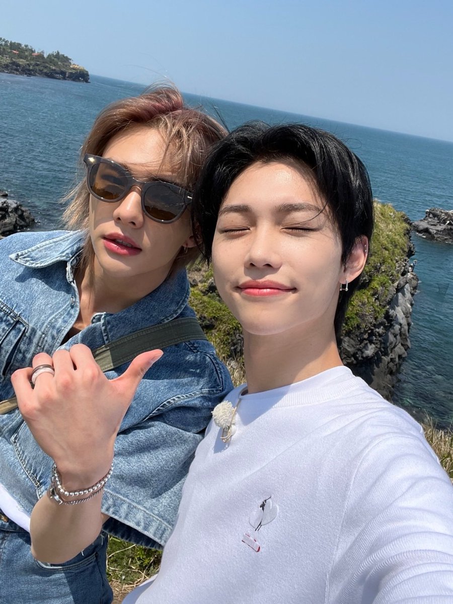 hwgflx's tweet photo. #HyunLix 2022 Moments✨👼🏻

- a thread 🧵 https://t.co/AZkcvm9SM9