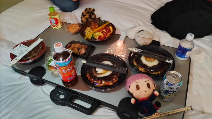 ホテルついてテイクアウトで晩ごはん!明日はよろしくお願いしますー!!! 