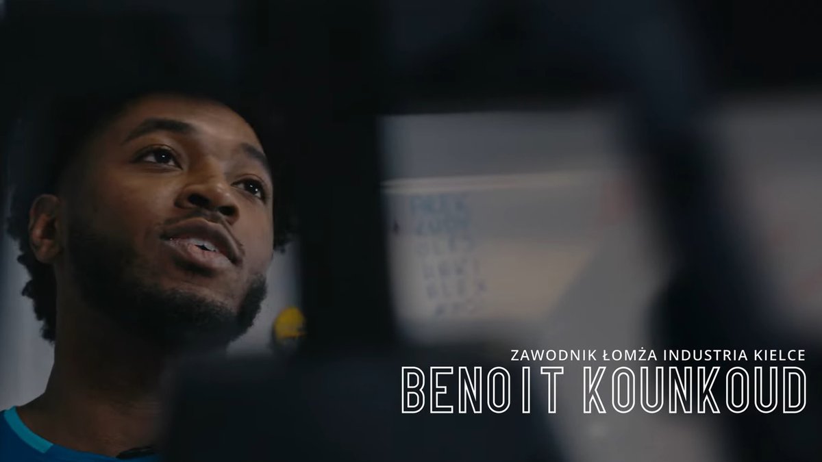 🎥 #telewizjaKLUBOWA
💬 „Kiedy upadnę, w tej drużynie zawsze będę miał za sobą kolegę, który da mi energię by wstać.”

Obejrzyjcie nowy odcinek o 🇫🇷 <a href="/benileven/">Benoît Kounkoud</a>!
👀 youtu.be/VvbgD-_dCto

#gramyRAZEM #dawajDAWAJ