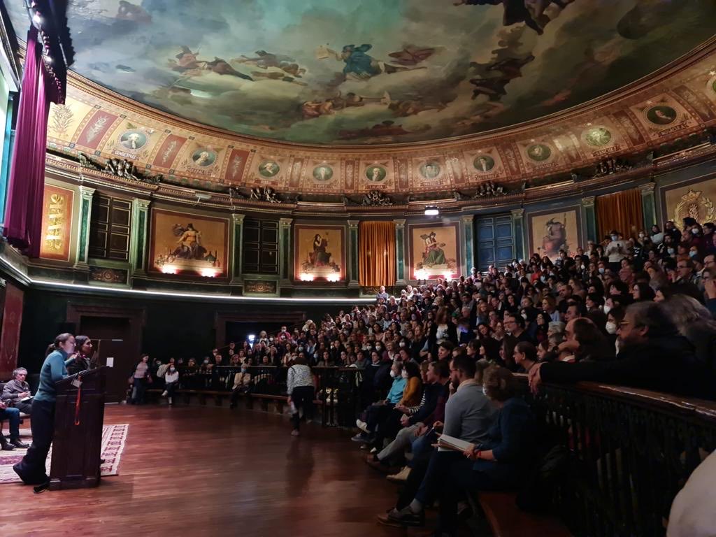 carolacampa's tweet photo. Reunión con Comité de Huelga en Icomem. Somos muchos y seguimos adelante hasta que sea necesario , hasta el final. La Atención Primaria en Sanidad Publica con médicos de familia y pediatras no puede desaparecer, no lo permitamos. https://t.co/wCfOr3BYvX