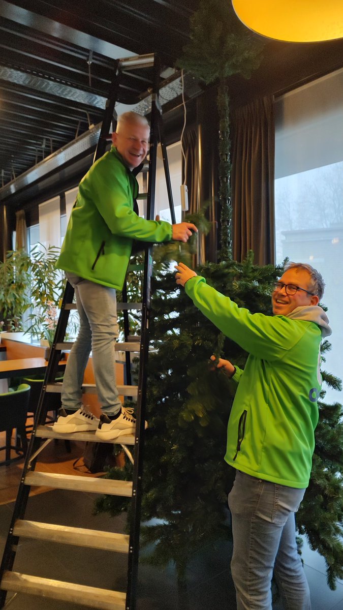 CDAoss's tweet image. Vandaag hebben we met #team22 de Wellen in Oss in kerstsferen gebracht!
