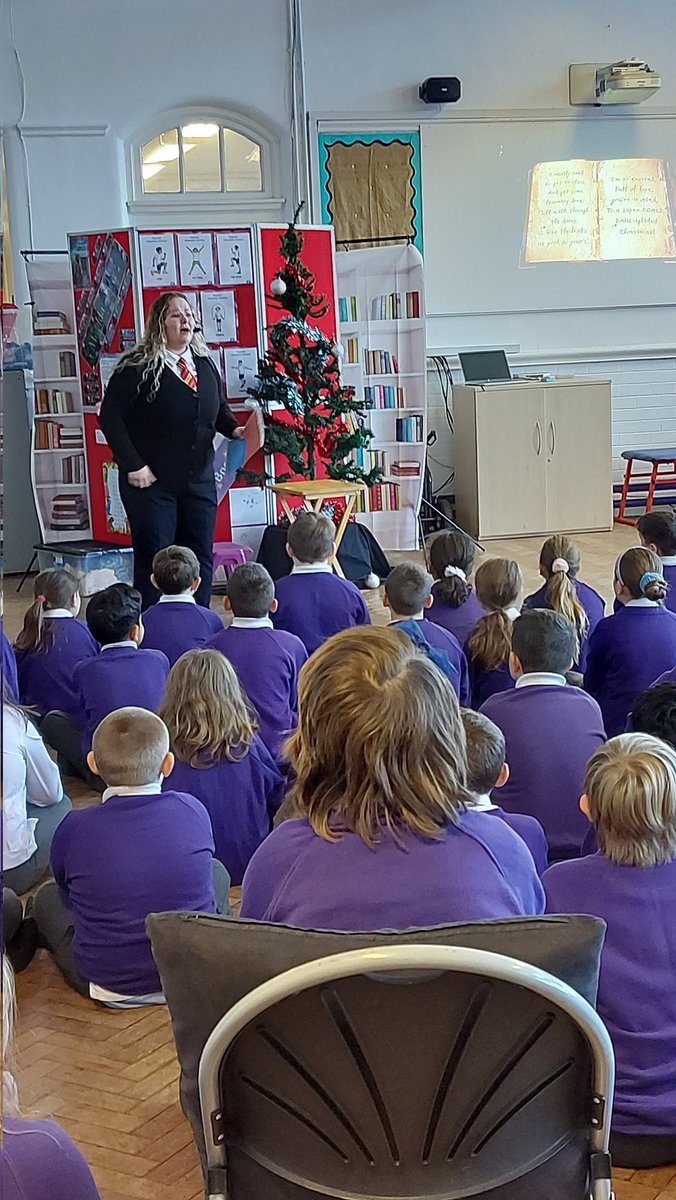LinakerPS's tweet photo. A fabulous Christmas show from @SASWTrust, a massive hit with every class (and teacher) in school. https://t.co/Ib9gMRscBO