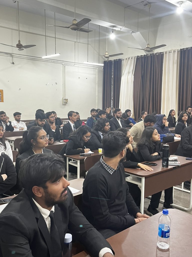 DNLUofficial's tweet photo. Ms. Sonali Mattoo mam commences her session on the topic-Careers in non-core fields like prevention of sexual harassment. #dnlu #nlu #clat https://t.co/VC2vrPC8MA